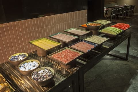 WZ Hotel Jardins, Breakfast buffet