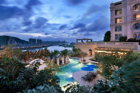 Sofitel Macau At Ponte 16, Pool