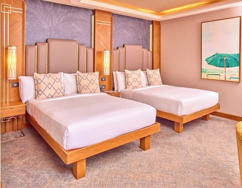 Suncoast Hotel & Towers, Room