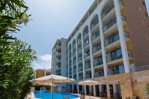 Hotel Bella Mar, Outdoor pool