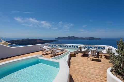 Athina Luxury Suites, Room