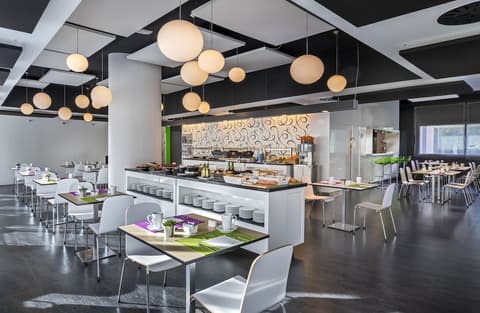 Hotel Zentral Castellana Norte, Breakfast area