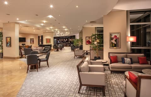 Charisma De Luxe Hotel, Lobby