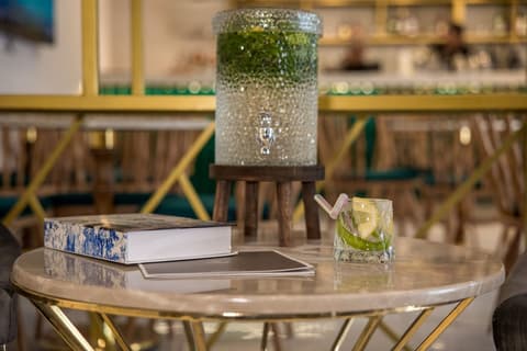 Niss Lara Hotel, Reception