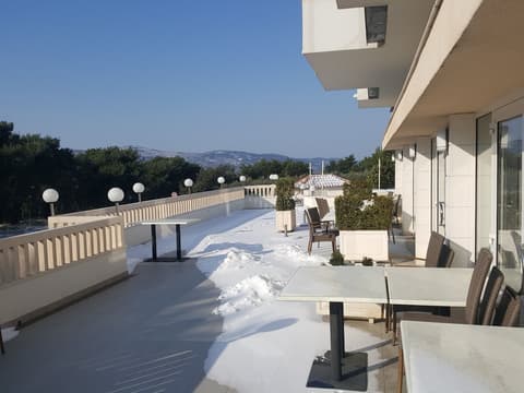 Aparthotel Astoria, Terrace/patio