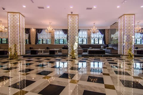 Ramada by Wyndham Baku, Lobby