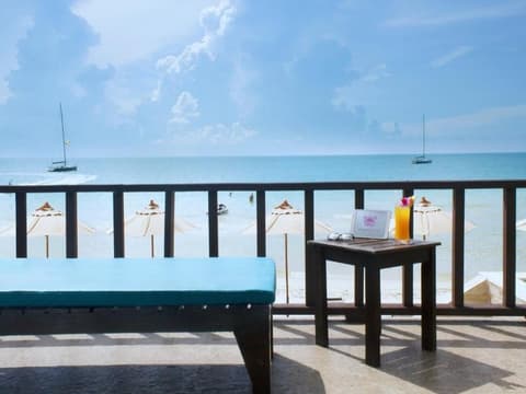 Chaweng Cove Beach Resort, Terrace/patio