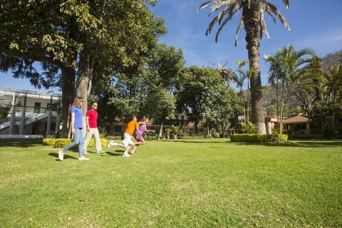 Los Olivos Spa, Garden