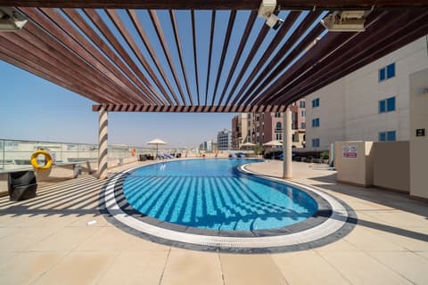 Star Metro Deira Hotel Apartments, Outdoor pool