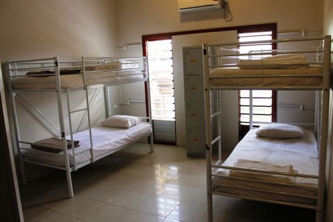 Smugglers Cove Beach Resort and Hotel, Room