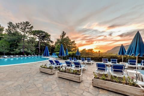 Montana Pine Resort - All Inclusive, Pool