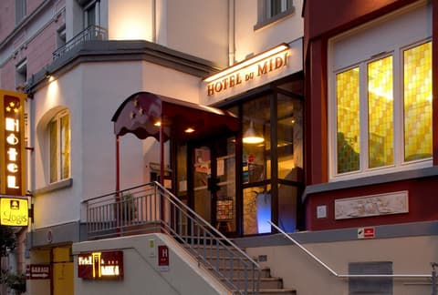 Logis Hôtel du Midi - Saint Etienne Sud, Front of property - evening/night