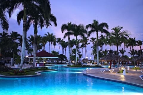 Bahia Principe Grand La Romana - All Inclusive, Outdoor pool