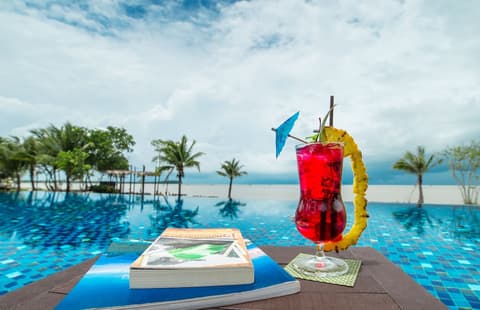 Islanda Hideaway Resort, Pool