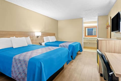 Days Inn by Wyndham Lafayette Near Lafayette Airport, Room