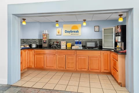 Days Inn by Wyndham Lafayette Near Lafayette Airport, Property amenity