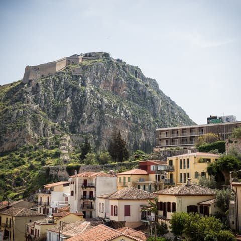 Amfitriti Palazzo, Front of property