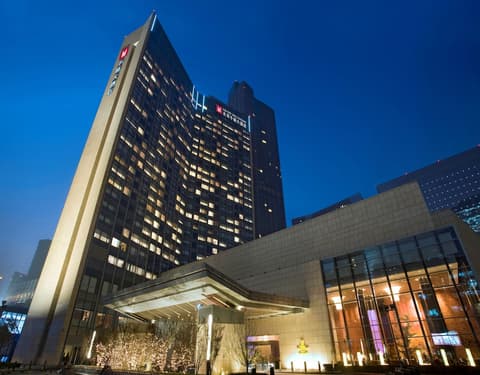 Grand Millennium Beijing, Exterior