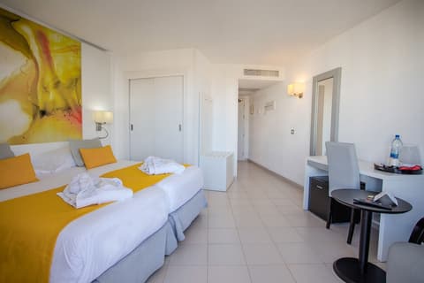 Servatur Waikiki, Room