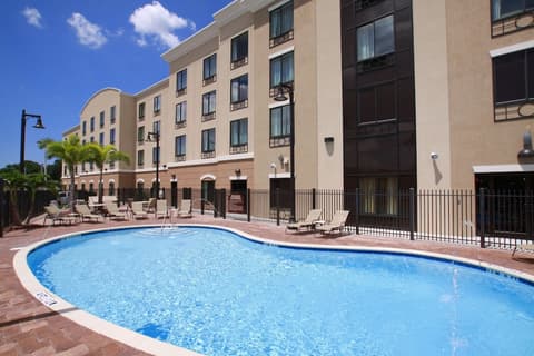 Holiday Inn Express & Suites Tampa USF Busch Gardens by IHG, Pool