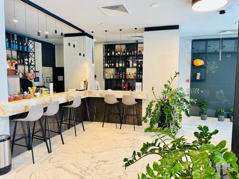 Best Western Plus Premium Inn, Lobby lounge