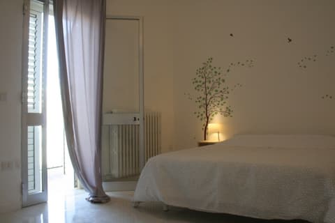 Urban Oasis Hostel, Room