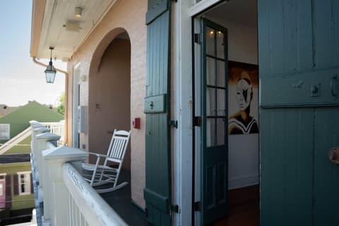 Royal Frenchmen Hotel and Bar, Balcony