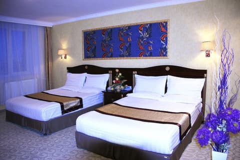 White House Hotel, Room