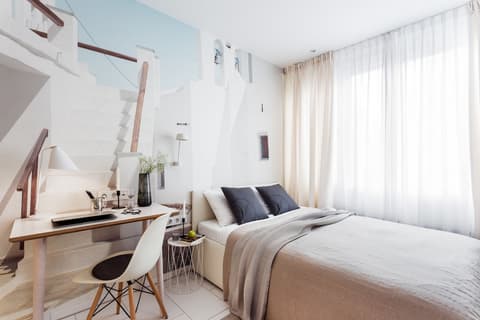 Skyreach BizzStay, Room