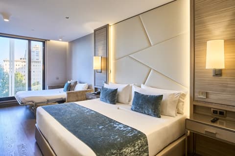 VP Plaza España Design, Room