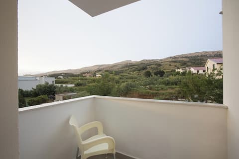 Hotel Intermezzo, Room