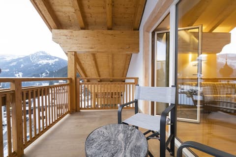 Hotel Cesa Tyrol, Terrace/patio