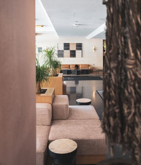 The Emily Hotel, Lobby