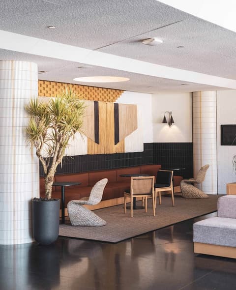 The Emily Hotel, Reception