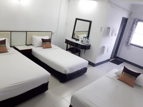 Northland House Hotel, Room