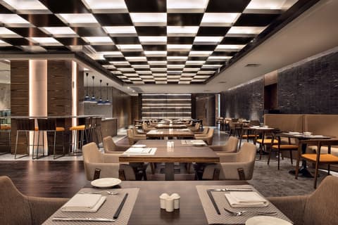 Amara Signature Shanghai, Restaurant