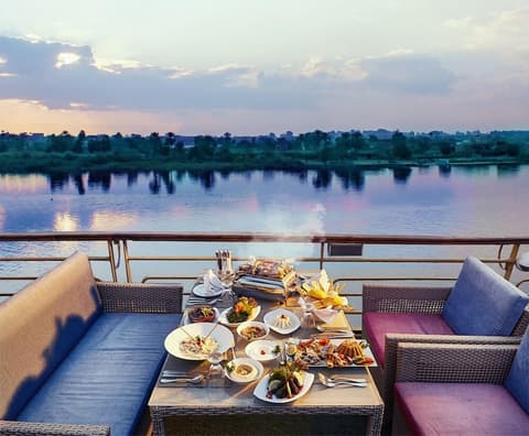 Nile View Jewel, 