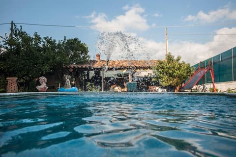 B&B Magna Grecia, Pool waterfall