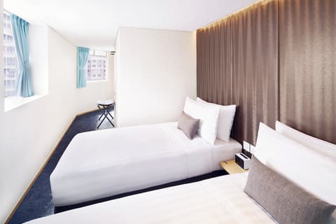 Hotel 108, Room