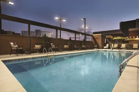 Home2 Suites by Hilton Birmingham Downtown, Pool
