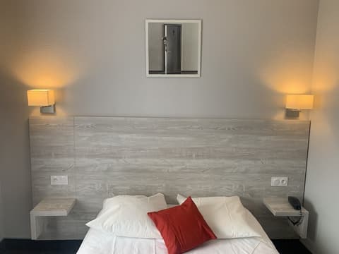 Campanile Grenoble Centre Gare, Room