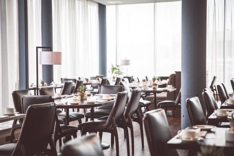 Titanic Hotel Belfast, Breakfast area