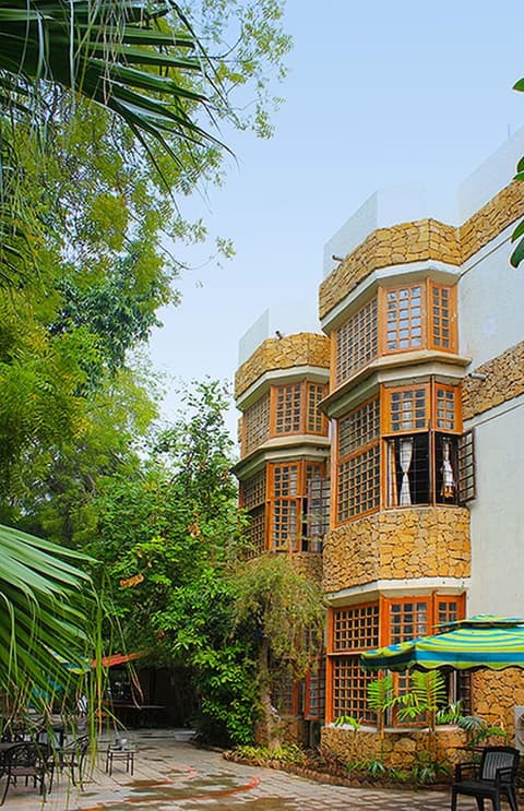 WelcomHeritage Mani Mansion, Front of property