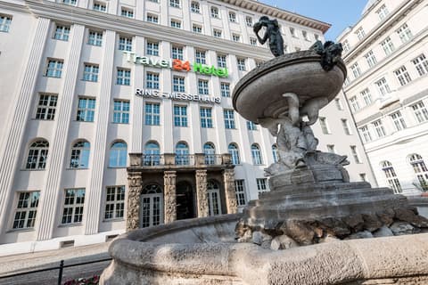 Travel24 Hotel, Front of property