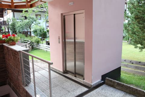 Residence Lagorai, Interior