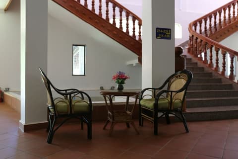 Samrith Hotel, Lobby sitting area