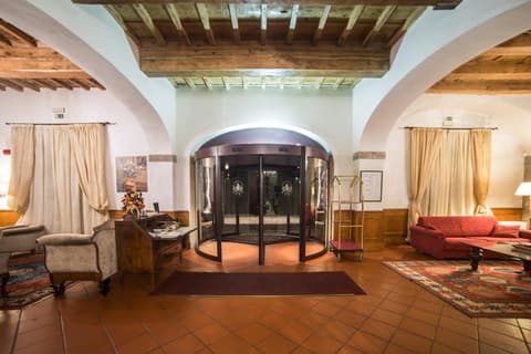 Hotel Abetone e Piramidi, Lobby