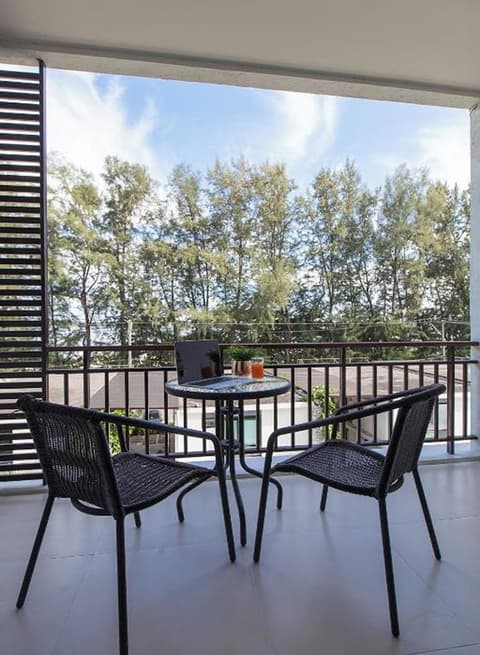 The Title Beach Front, Balcony