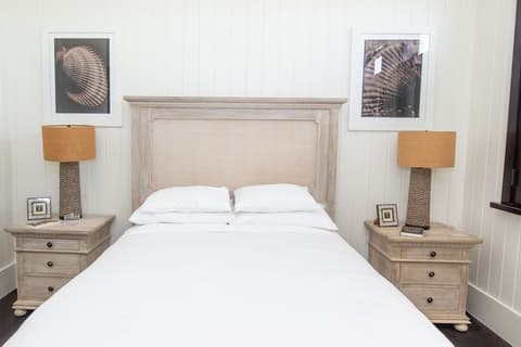 Mahogany Bay Resort & Beach Club, Curio Collection by Hilton, Room