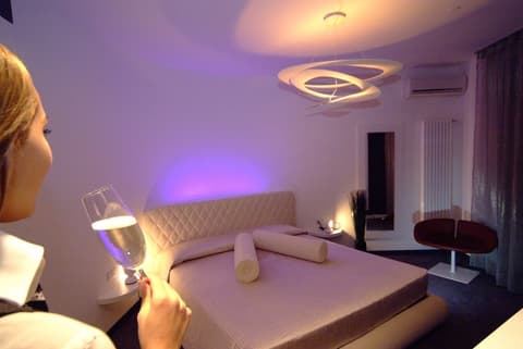 Design Suite Tirano, Room